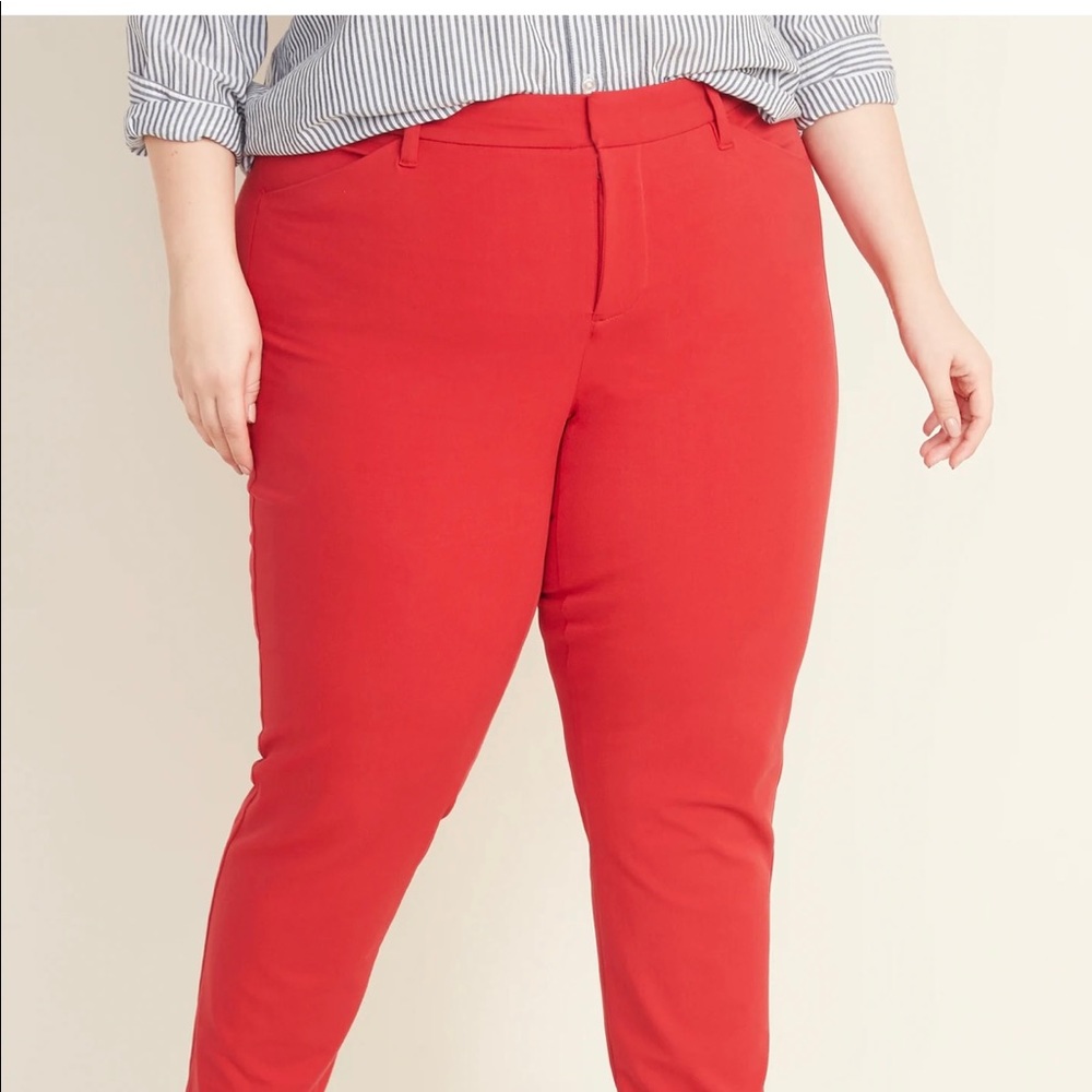 Old Navy Red Ankle Cropped Pants